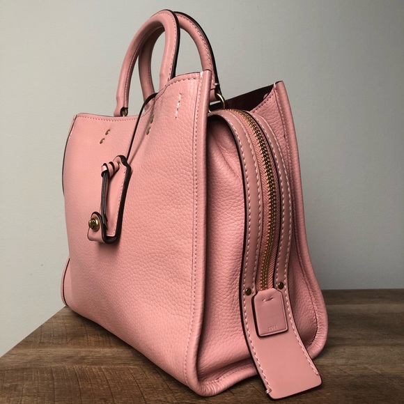 Coach Rogue 1941 Peony Pink - Picture 3 of 12